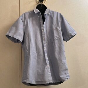 Goodthreads large button down light blue soft‎ denim shirt. EUC